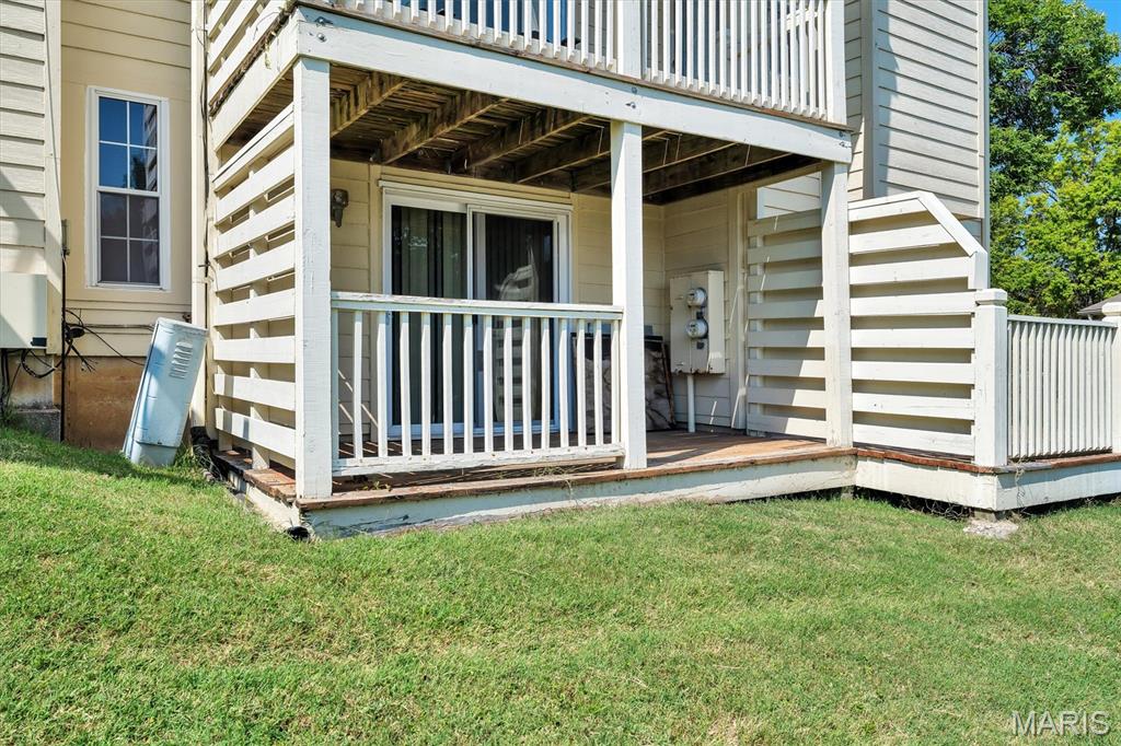 Autumn Lakes Condo - Residential
