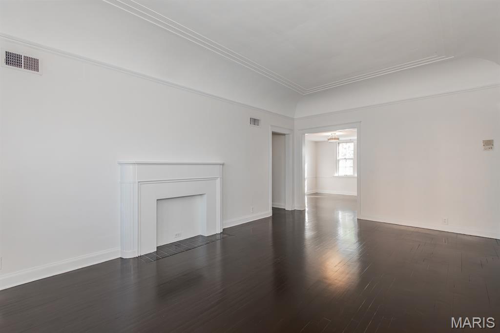 Davis Place Condominiums - Residential