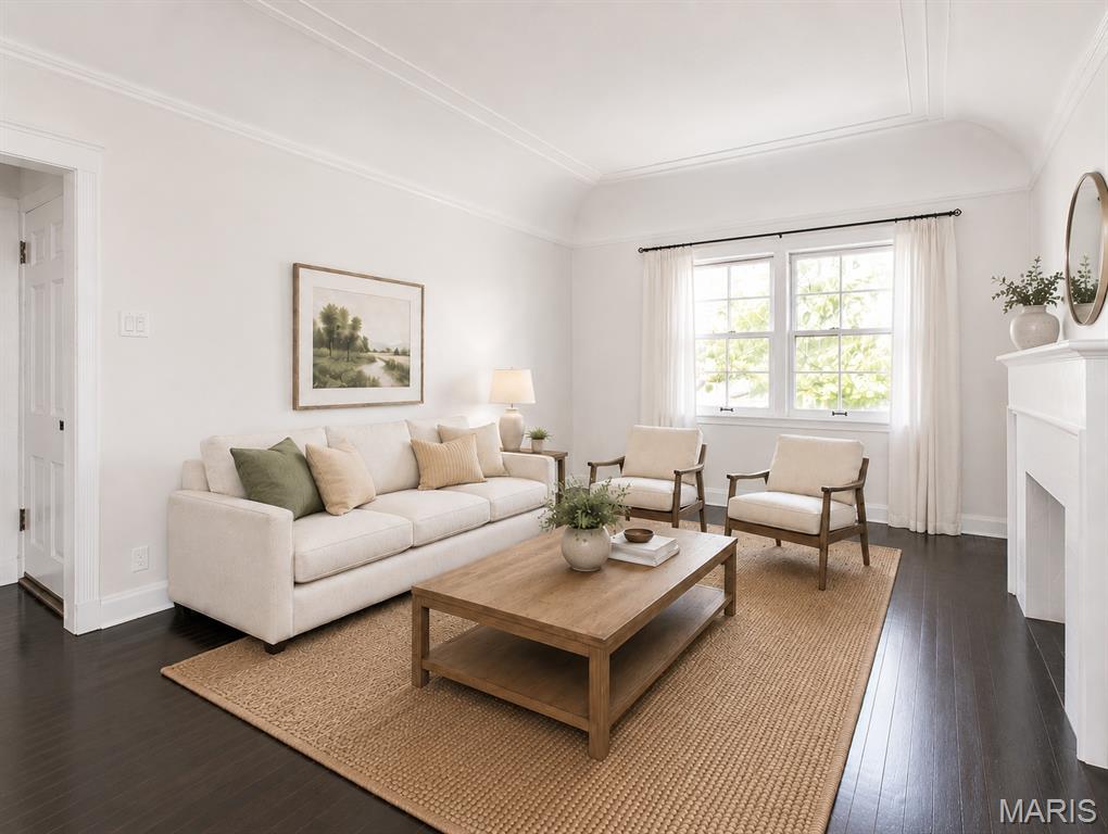 Davis Place Condominiums - Residential