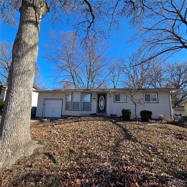 Spacious 3-bedroom, 2-bath home offering over 900 square feet of comfortable living space, plus a fully finished basement for added versatility. The main level features beautiful natural hardwood flooring and a bright, inviting living room highlighted by elegant bay windows and charming coved ceilings.
The living area flows seamlessly into a generous eat-in kitchen with ample cabinet space—perfect for everyday living and entertaining. Down the hall, you’ll find a spacious primary bedroom along with two additional guest bedrooms, all equipped with overhead lighting, as well as a full bathroom.
The finished basement expands your living space with a large recreation room, a cozy half bath, and two sizable bonus sleeping areas—ideal for guests, a home office, or hobbies.
Complete with a 1-car garage, this home blends comfort, character, and functionality.