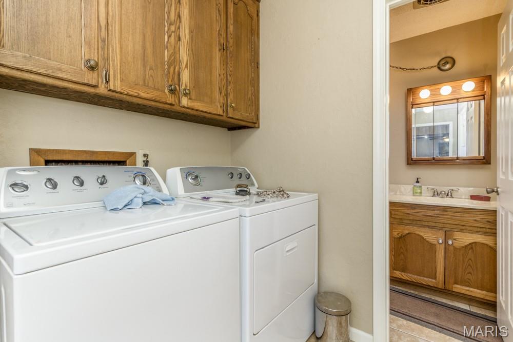 Whispering Oaks - Residential