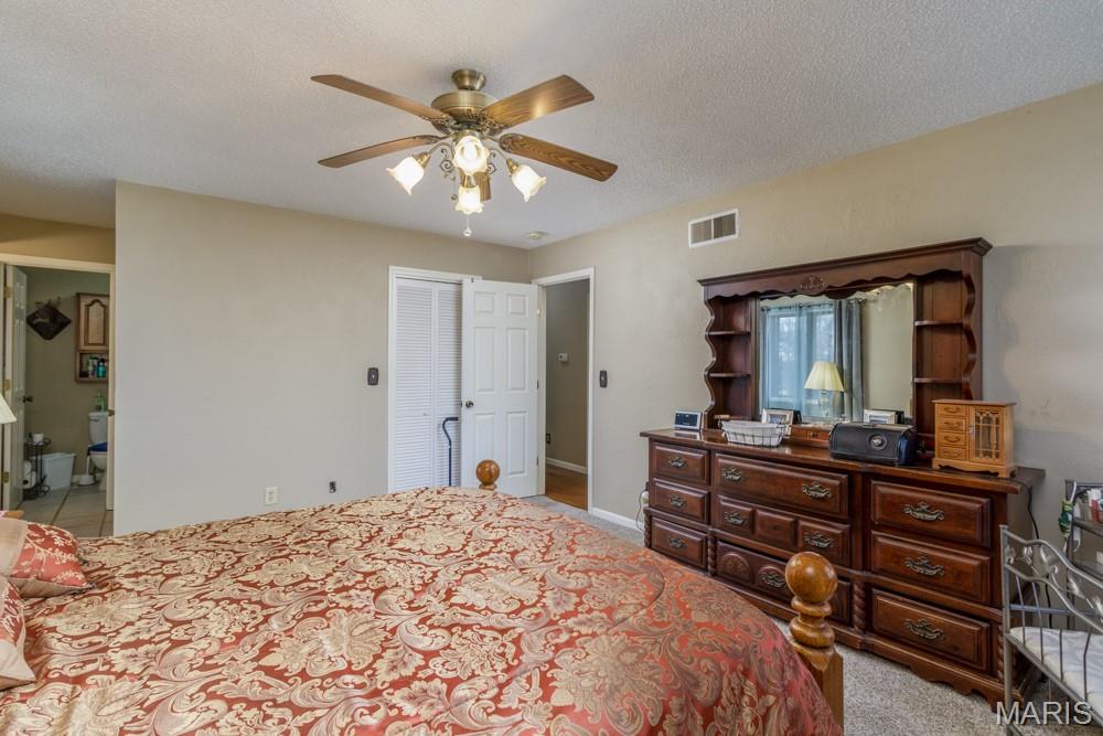 Whispering Oaks - Residential