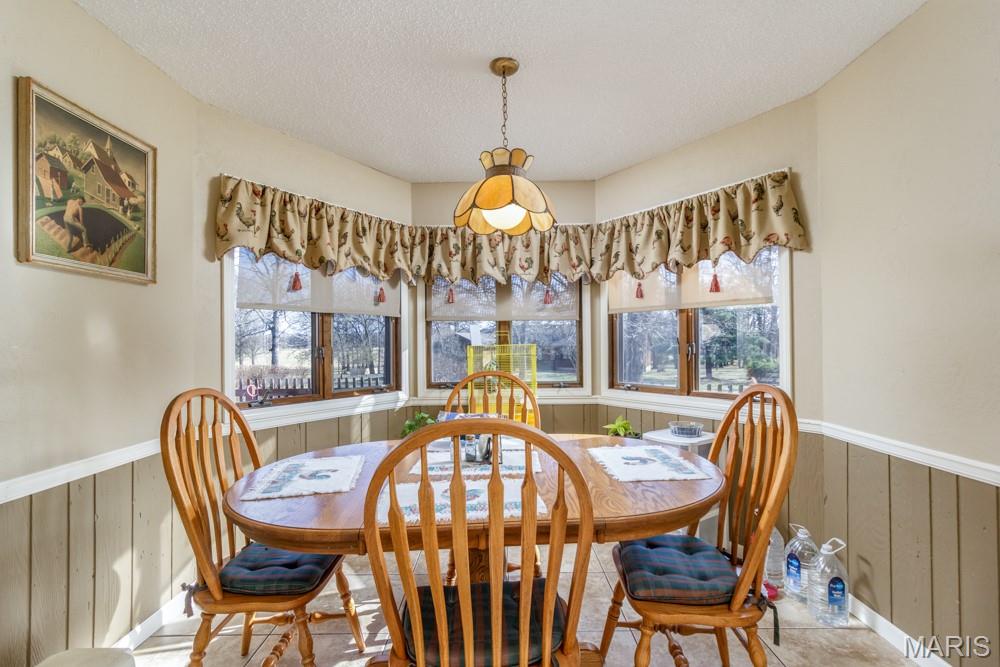 Whispering Oaks - Residential