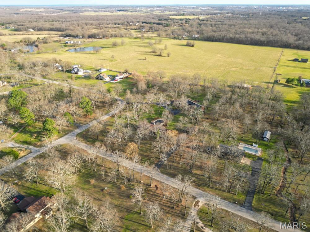 Whispering Oaks - Residential