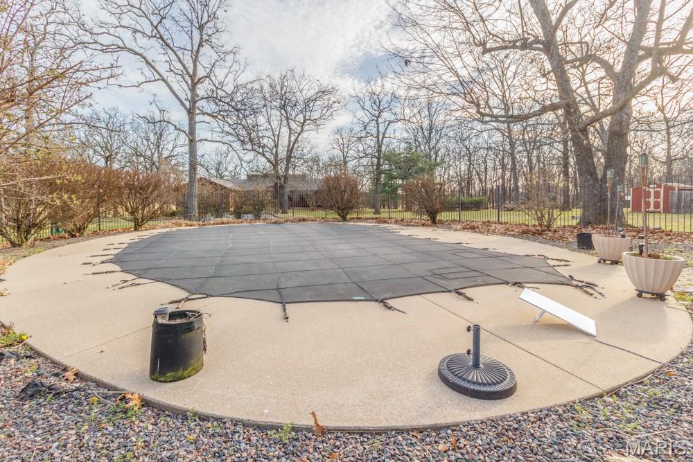 Whispering Oaks - Residential