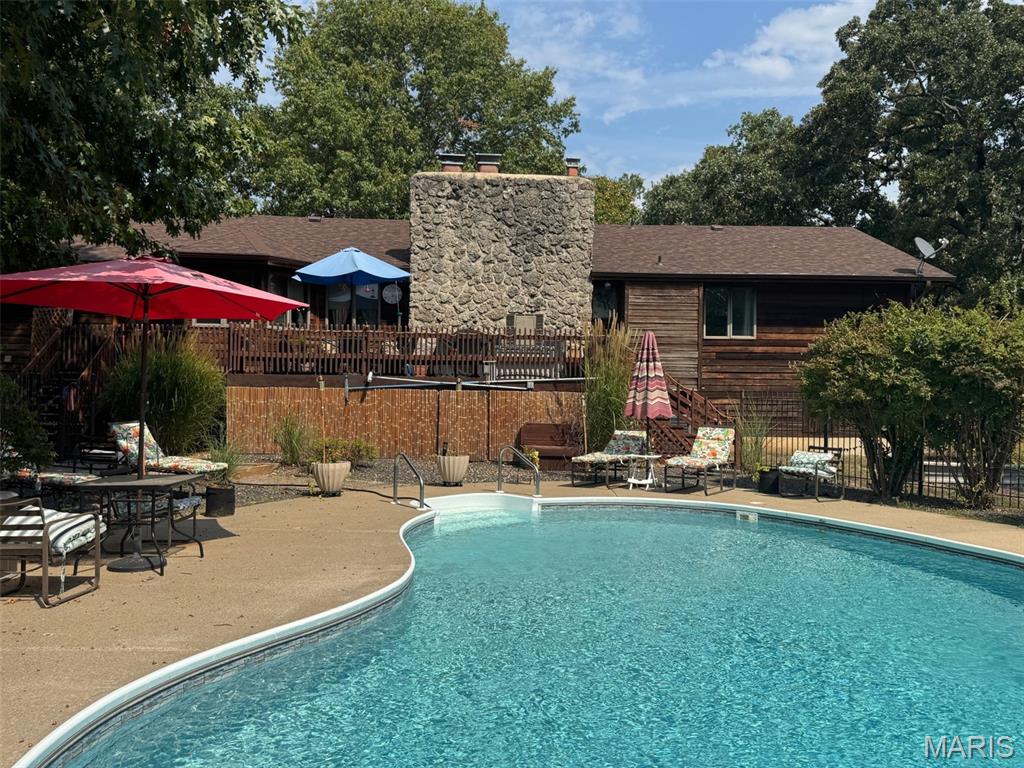 Whispering Oaks - Residential