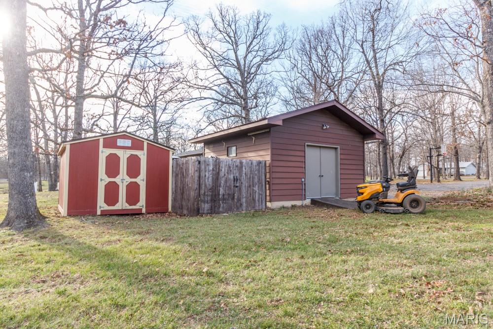 Whispering Oaks - Residential