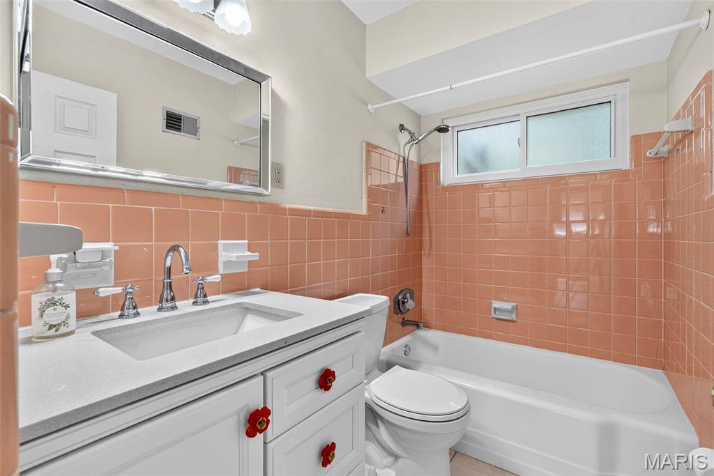 Watson Terrace 2 - Residential