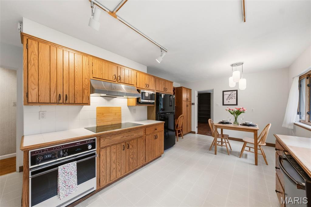 Tealwood 2 - Residential Lease