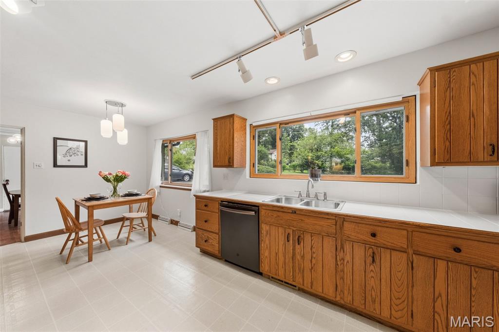 Tealwood 2 - Residential Lease