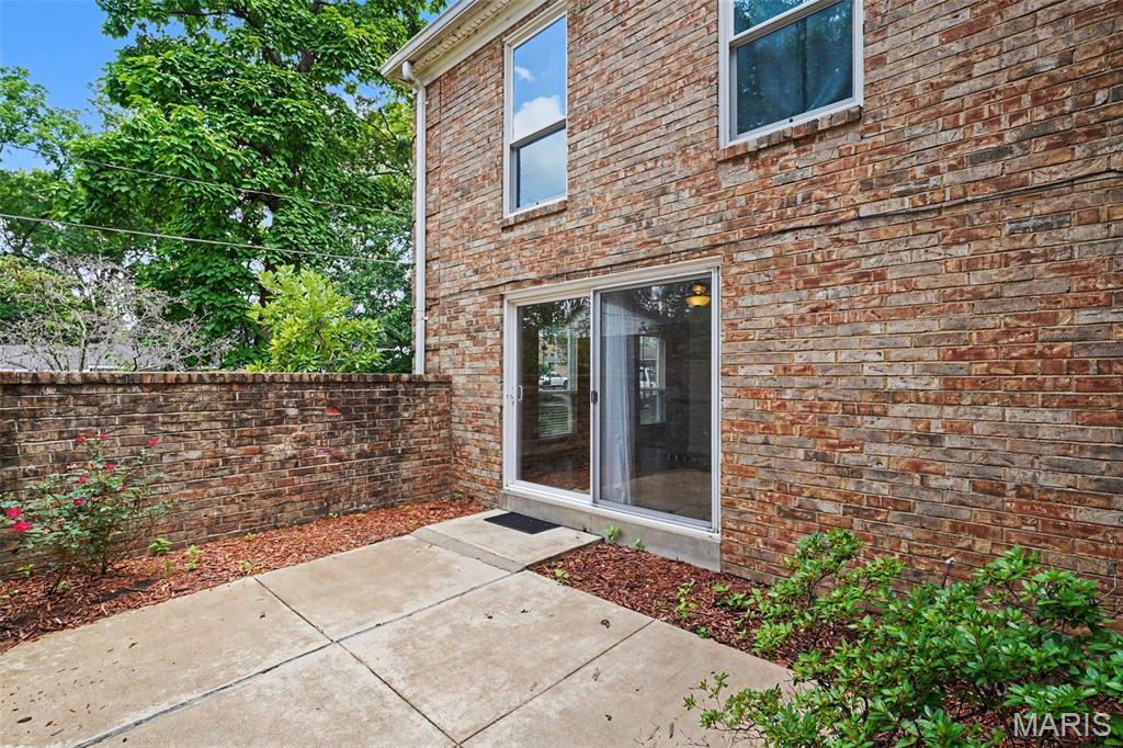 Colony Woods Condo - Residential