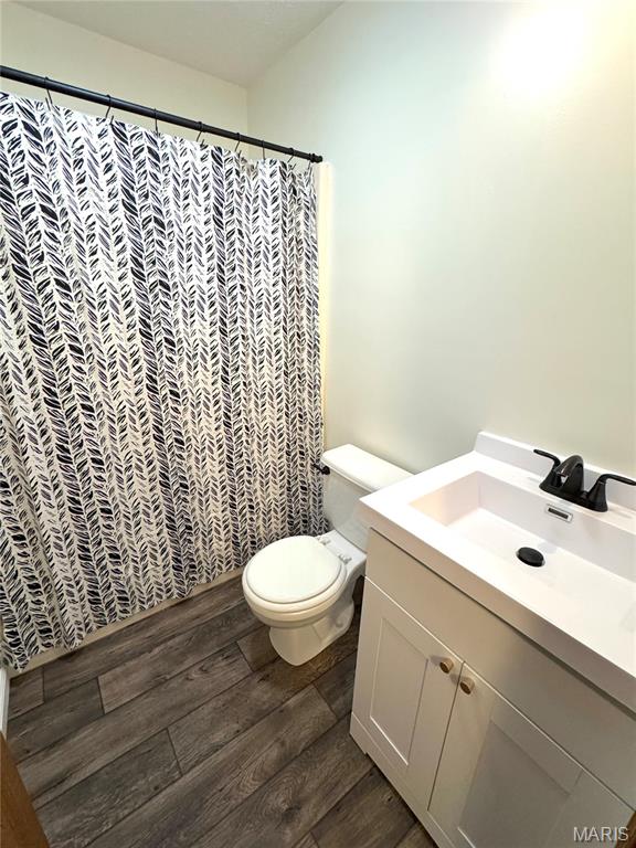 NOT IN A SUBDIVISION - Residential Lease