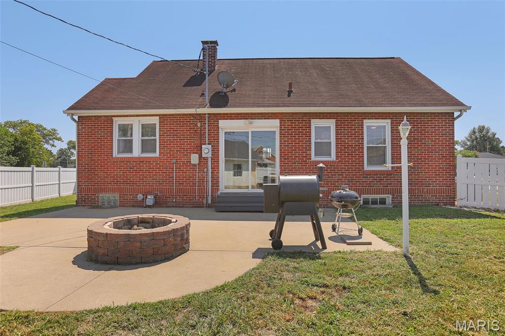 Munies Victor J Sub - Residential