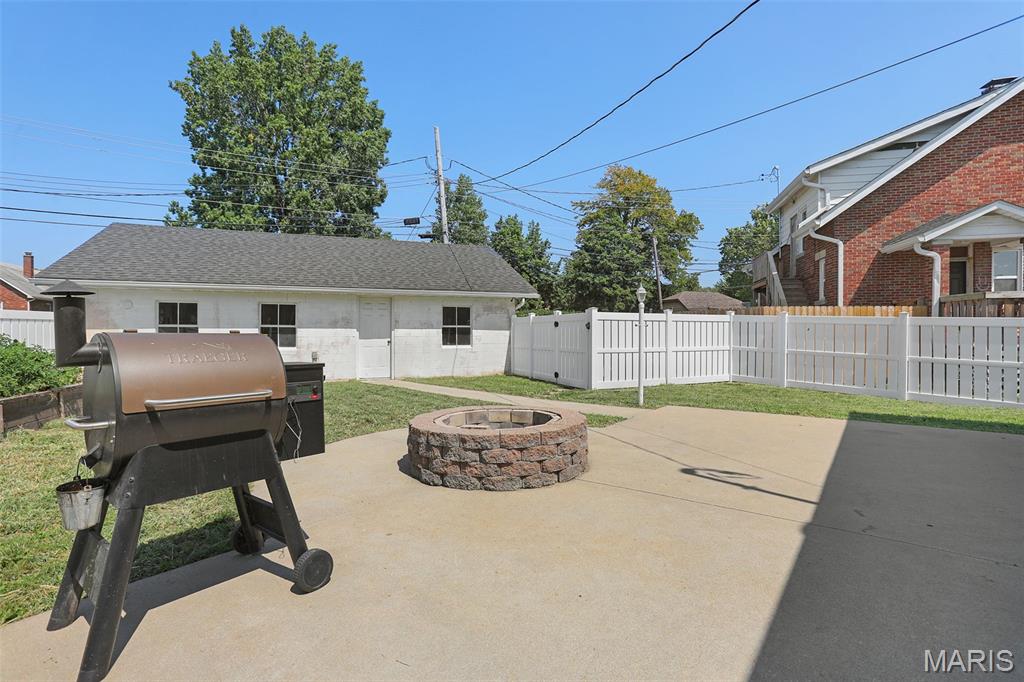 Munies Victor J Sub - Residential