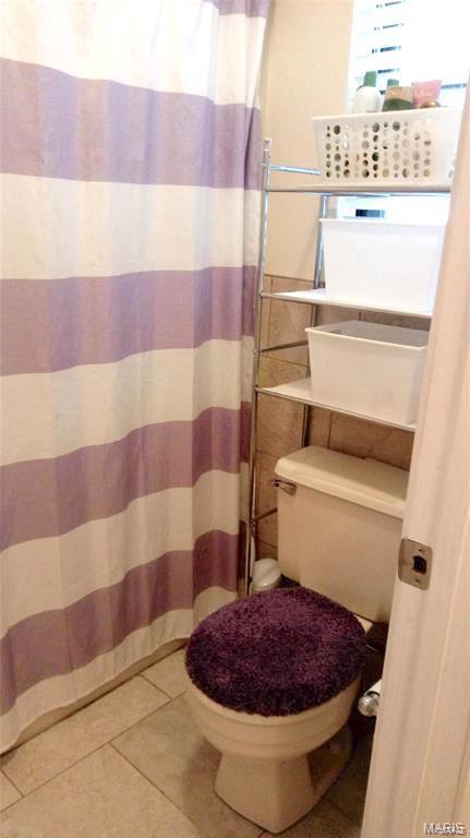 CHATEAU WOODS - Residential Lease
