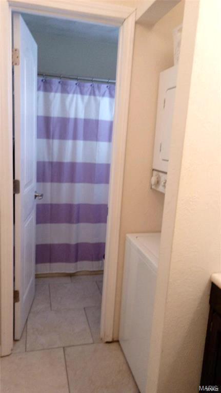 CHATEAU WOODS - Residential Lease