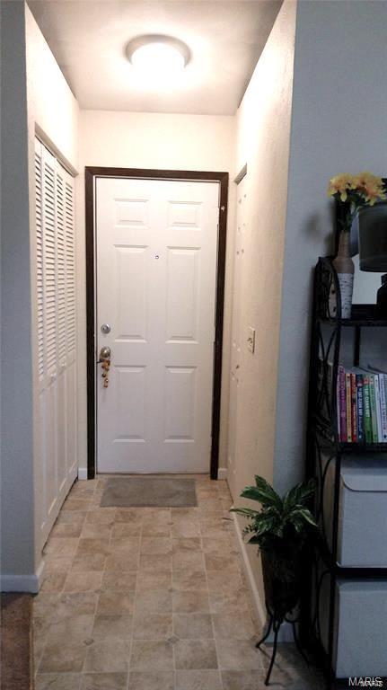 CHATEAU WOODS - Residential Lease