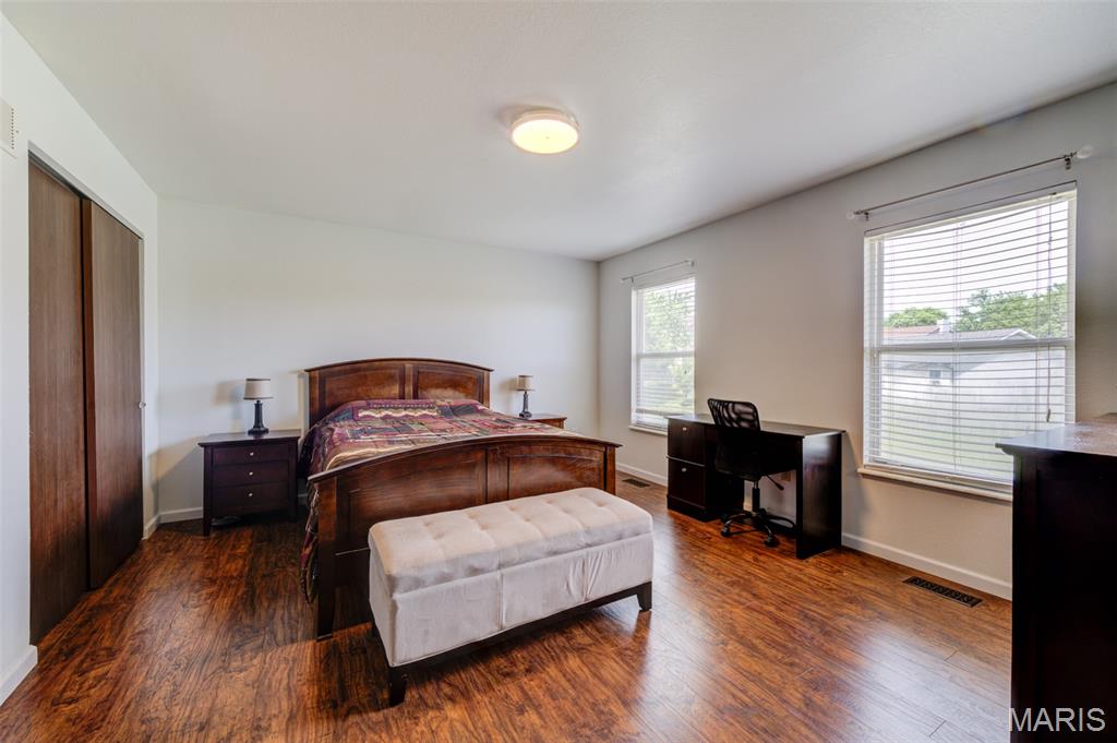 Sunny Brook Farm 03 - Residential
