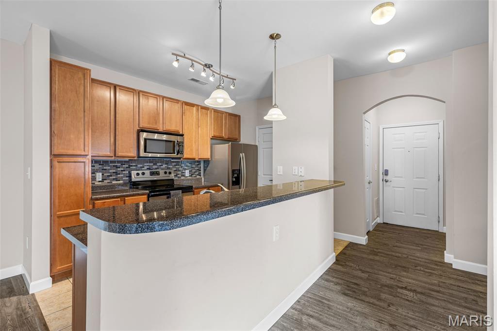 Bridgewater Cove A Condo 4th - Residential
