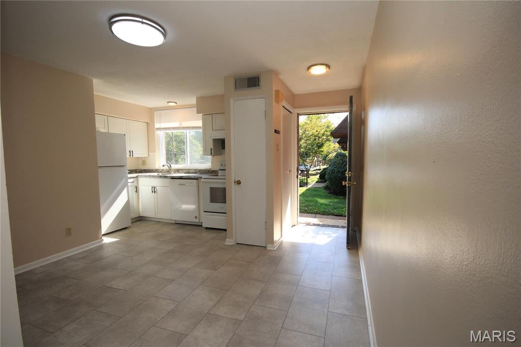 Tower Hill Condo Amd - Residential