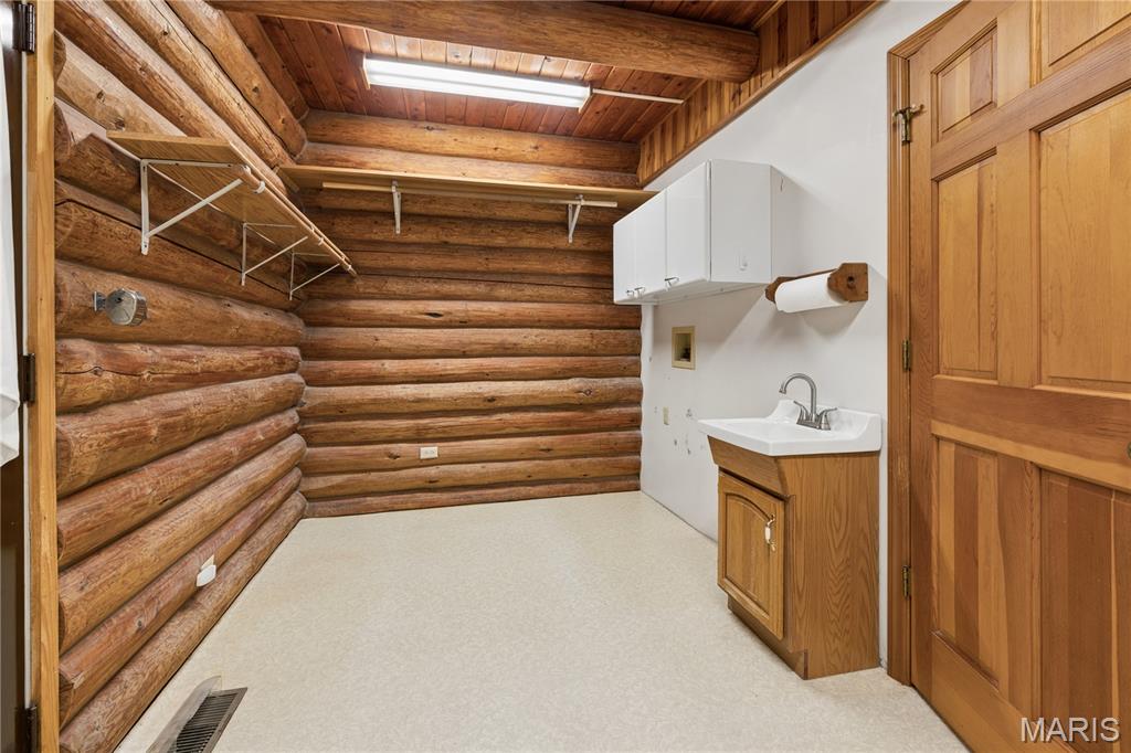 Not in a Subdivision - Residential