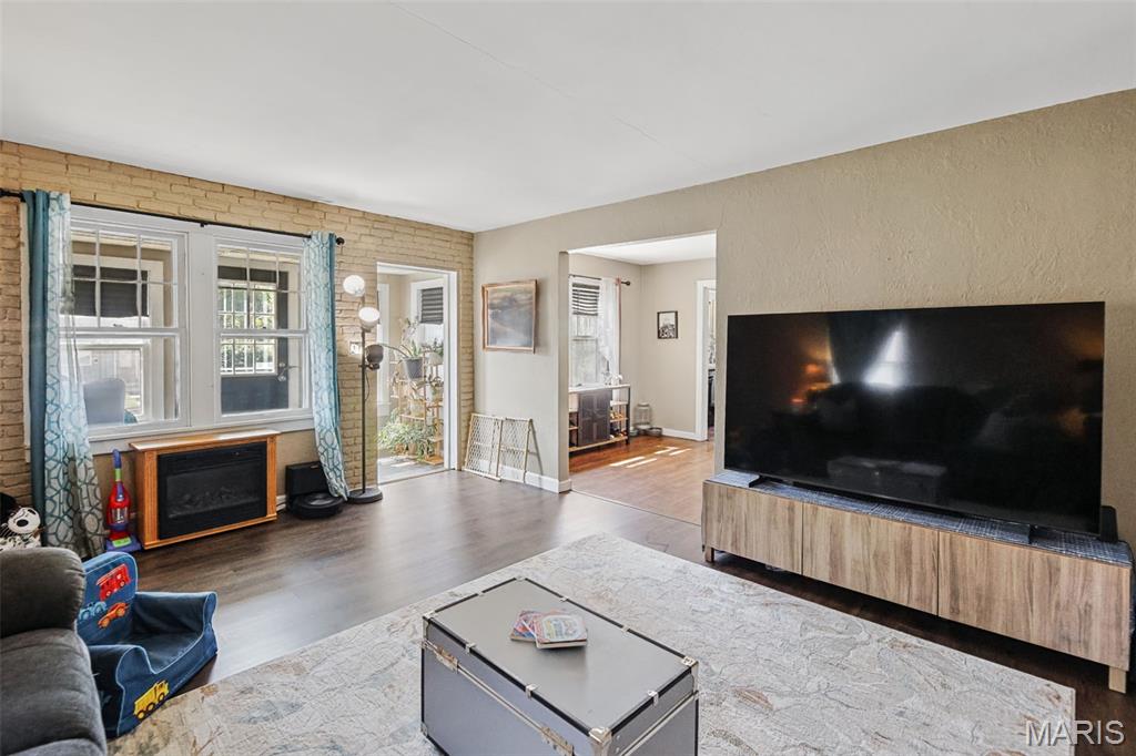 Pine Lawn Sub - Residential