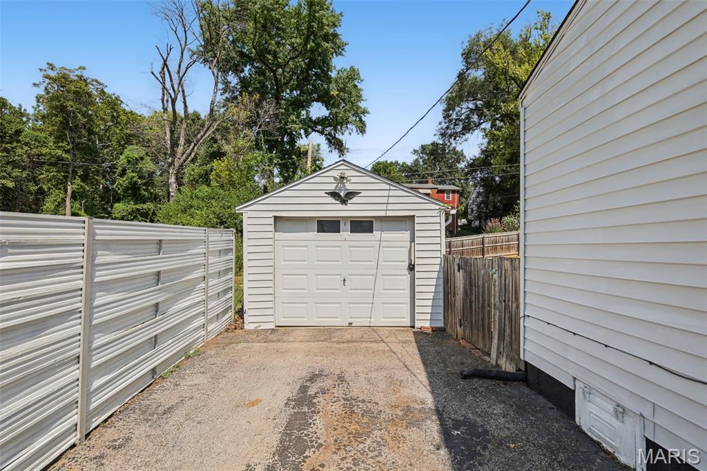 Pine Lawn Sub - Residential