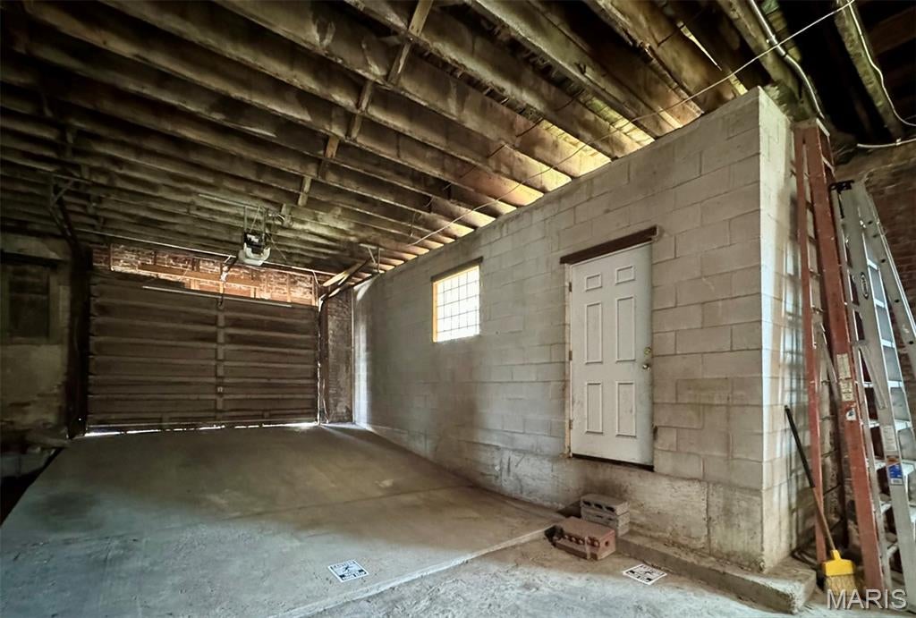 Ryans West Add - Commercial Sale