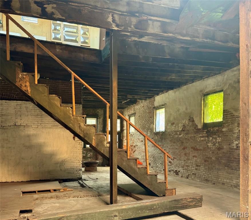 Ryans West Add - Commercial Sale