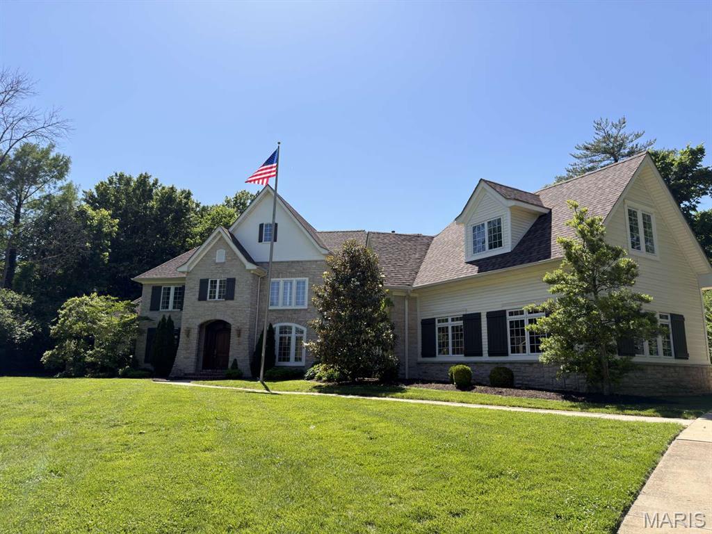 Town & Country Manor - Residential