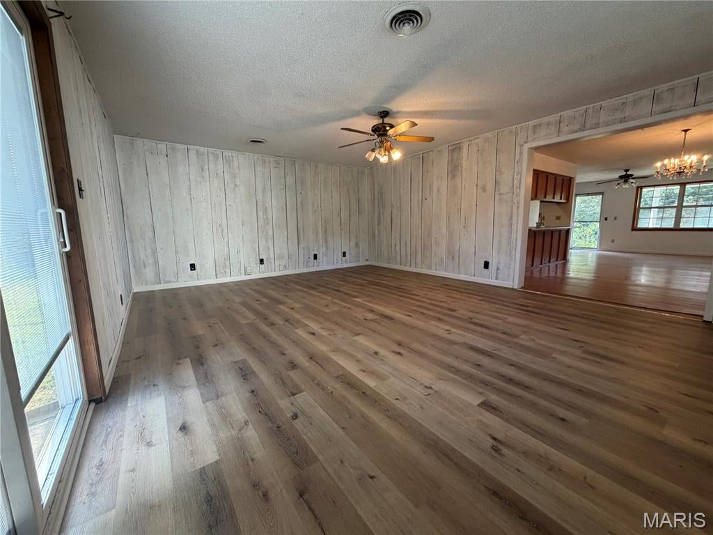 Forest Pk Hlnd Add - Residential