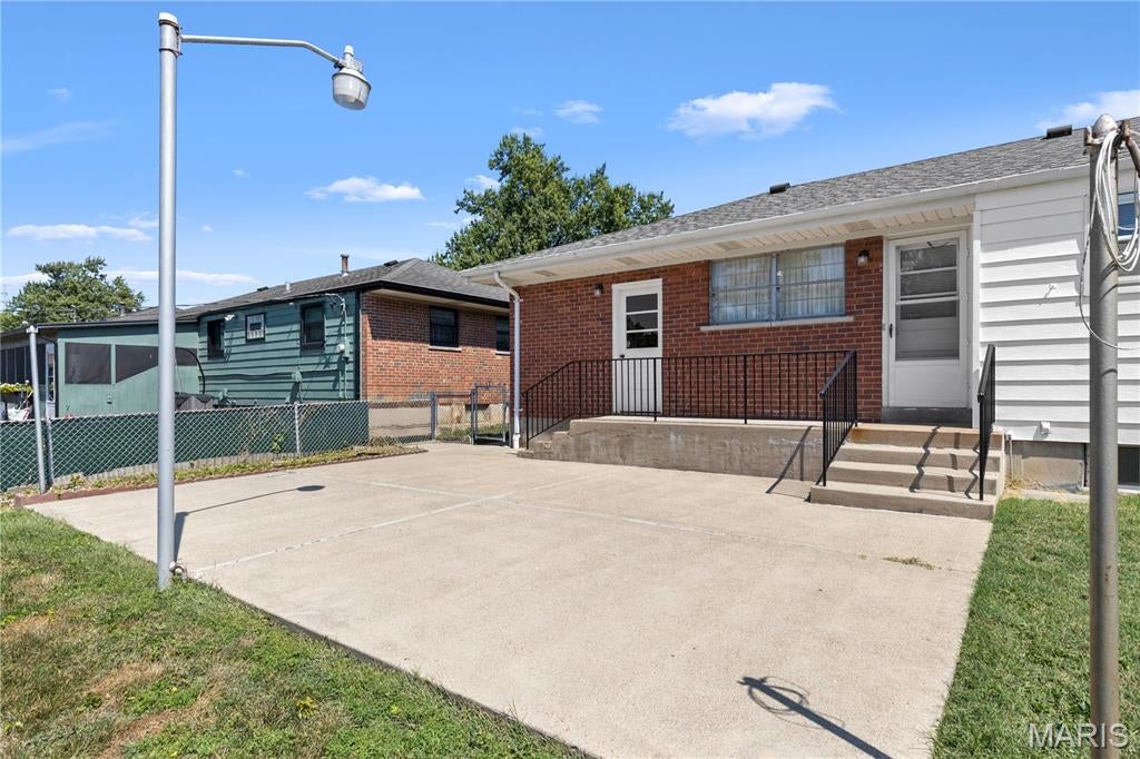 Villa Crest Estates 1 - Residential Lease