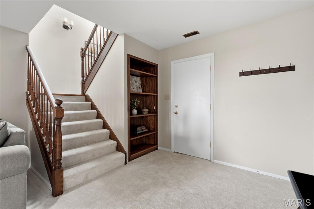 Townhomes Of Village Green - Residential