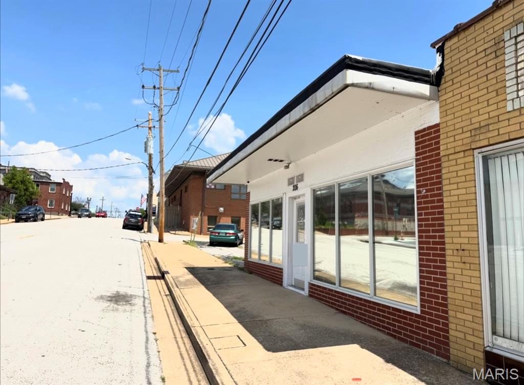 O T Of Union - Commercial Sale