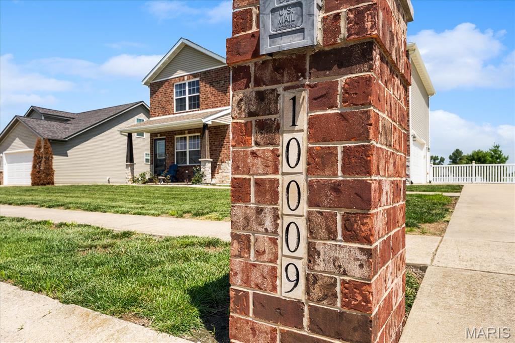Lincoln Village - Residential