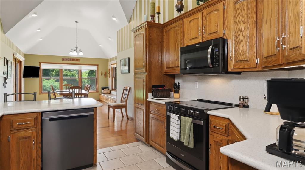 Meadowlake Estates - Residential