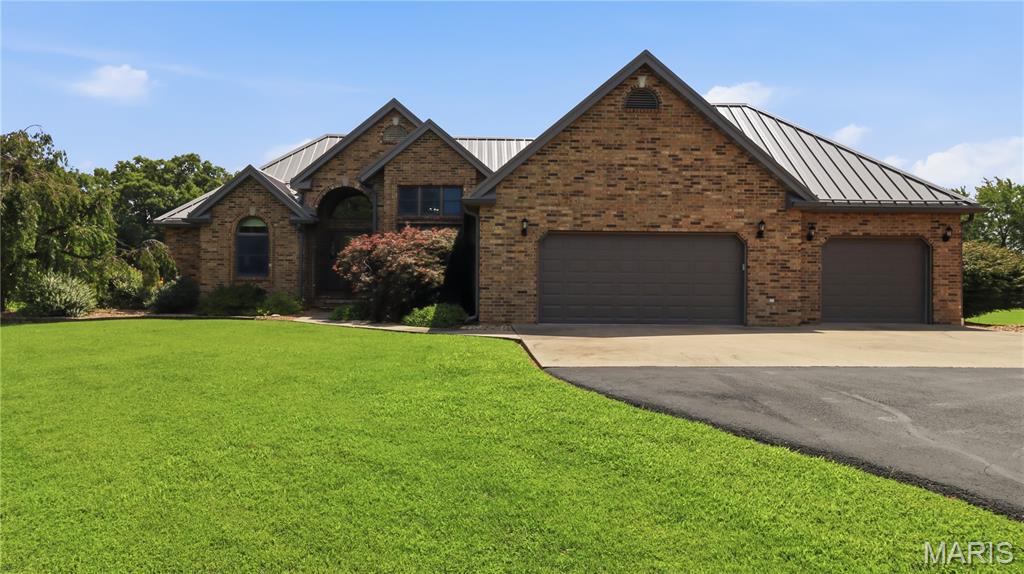 Meadowlake Estates - Residential