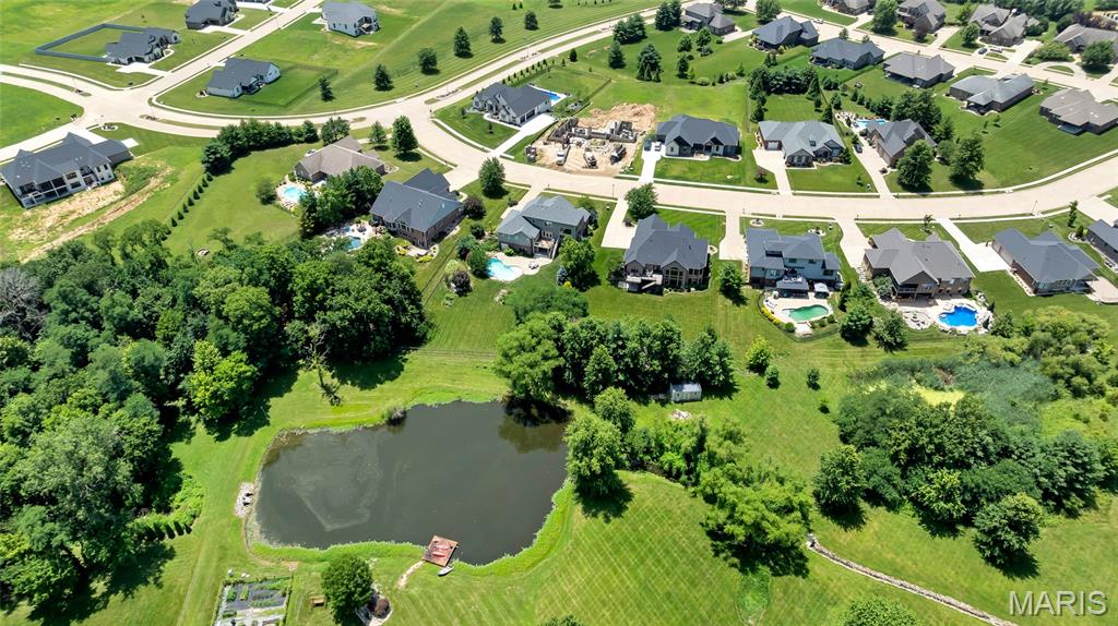 Stone Cliff Manor - Residential