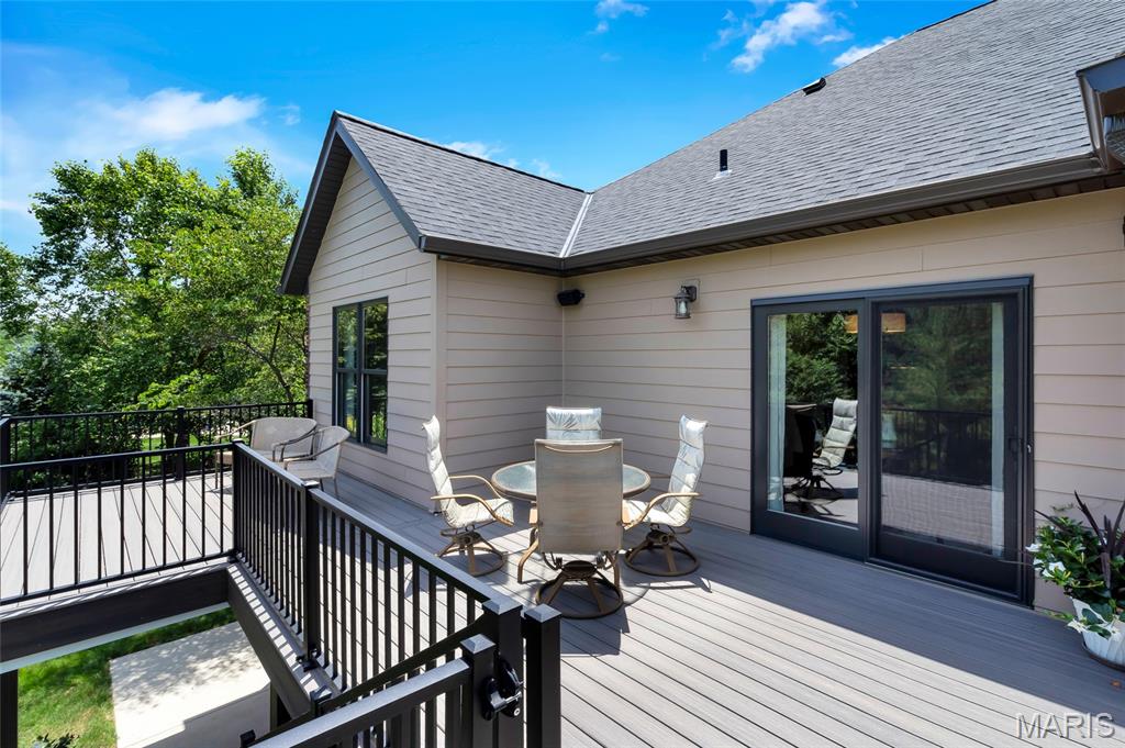 Stone Cliff Manor - Residential
