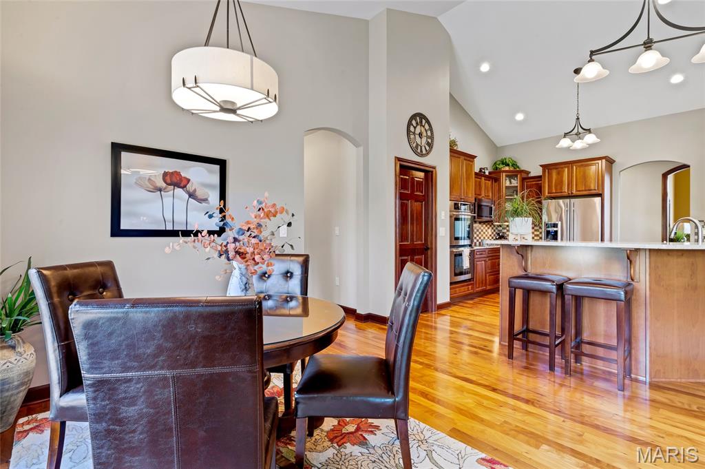 Stone Cliff Manor - Residential