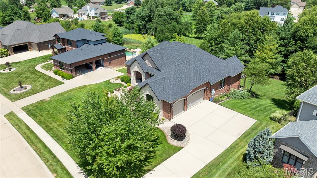 Stone Cliff Manor - Residential