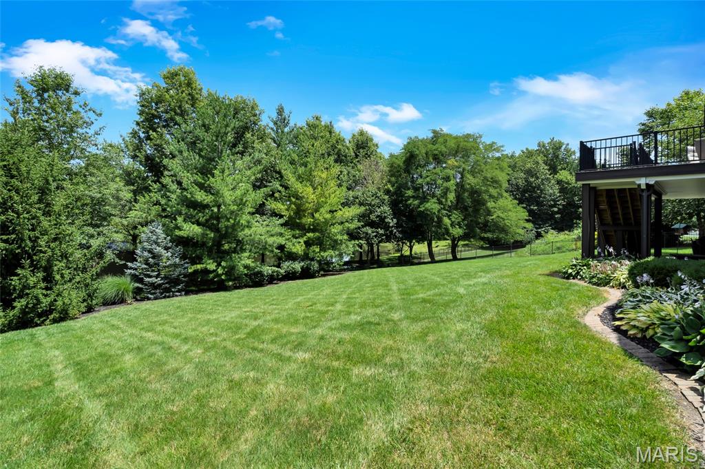 Stone Cliff Manor - Residential