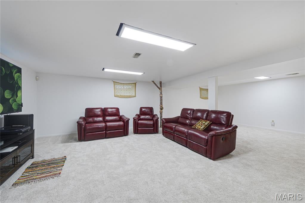 Sunset Club Court - Residential
