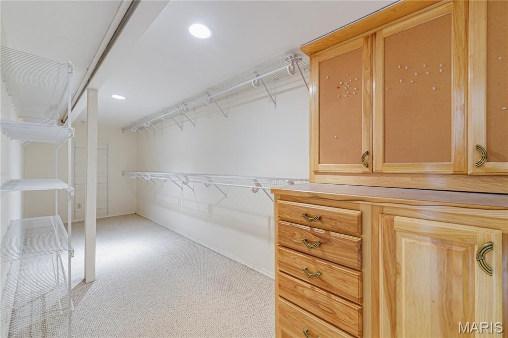 Sunset Club Court - Residential