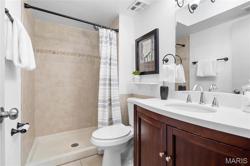 Forum West Condo Sec Ii - Residential