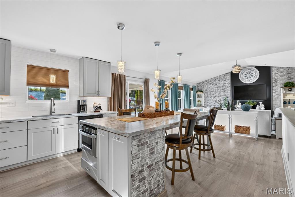 Stone Ridge Canyon #8 - Residential