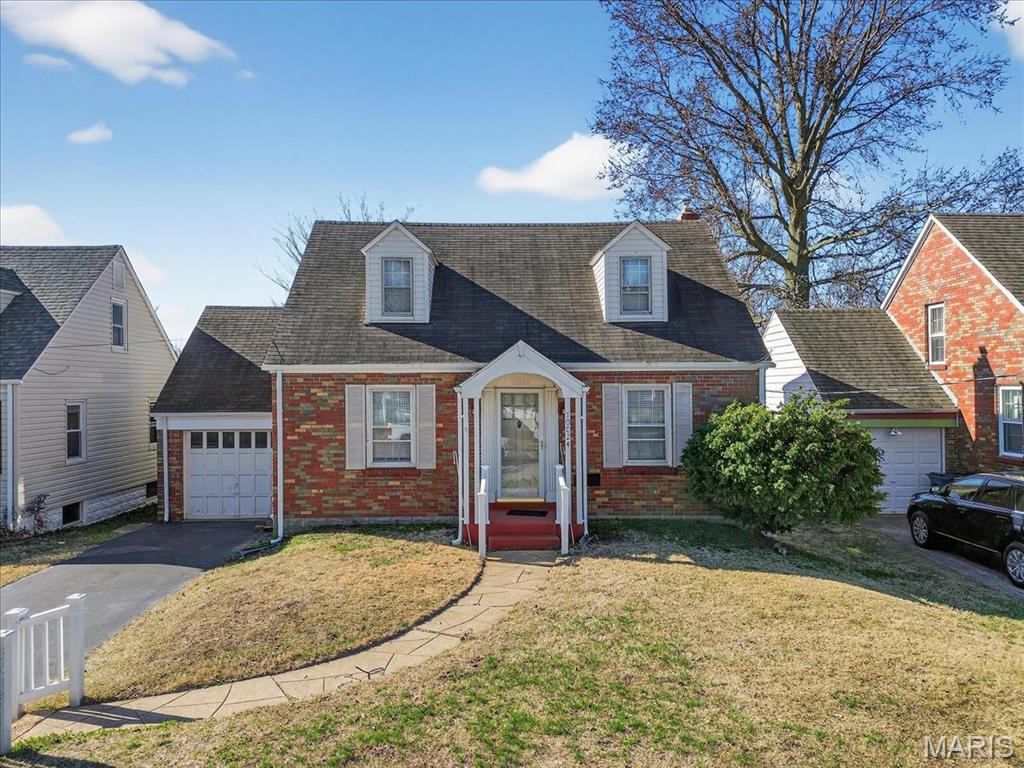 Darling Cape Cod home in Overland!  This home has one bedroom on the main floor and upstairs has a large expansive second bedroom with a half bath upstairs!  






This home is AS IS and some items will stay with the home.   Some items staying will be refrigerator, washer and dryer, treadmill, sleeper sofa, and deep freeze.