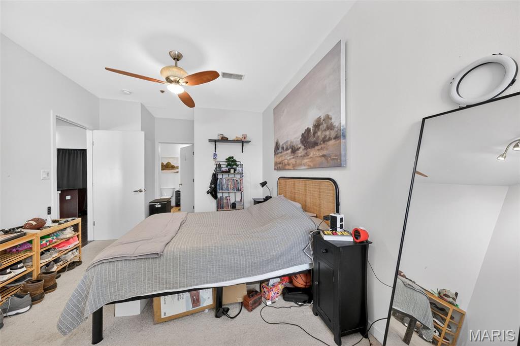 849 Loop Living Condo - Residential Lease