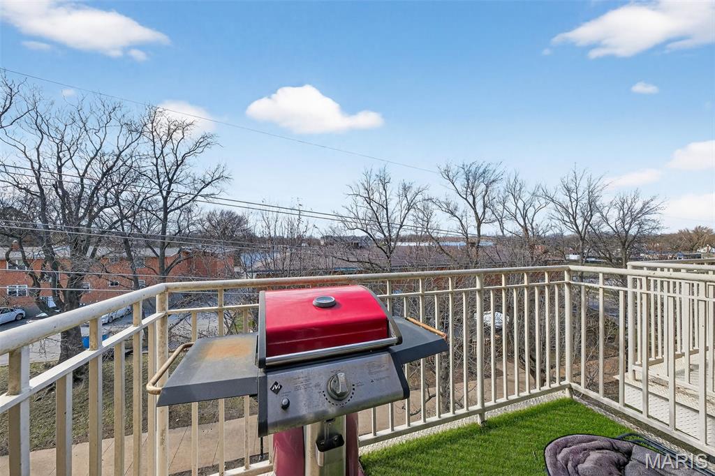 849 Loop Living Condo - Residential Lease
