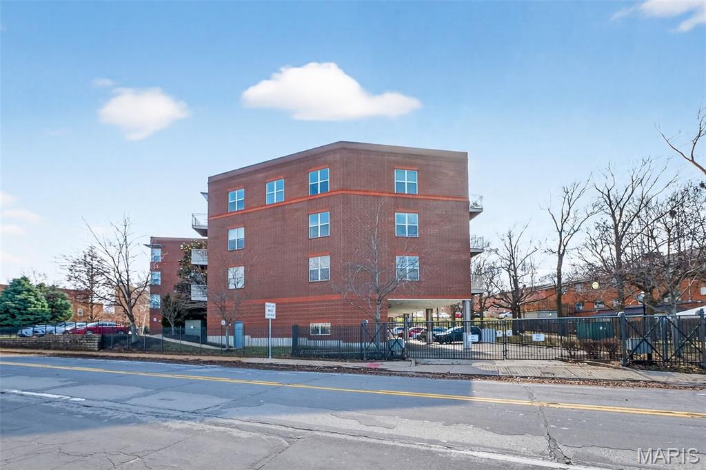 849 Loop Living Condo - Residential Lease